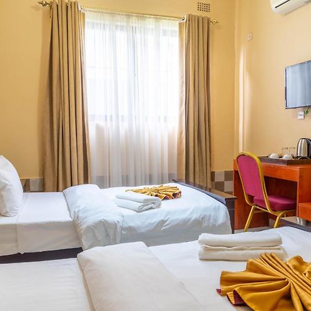 Nyamfinzi Hotel Chipata Экстерьер фото