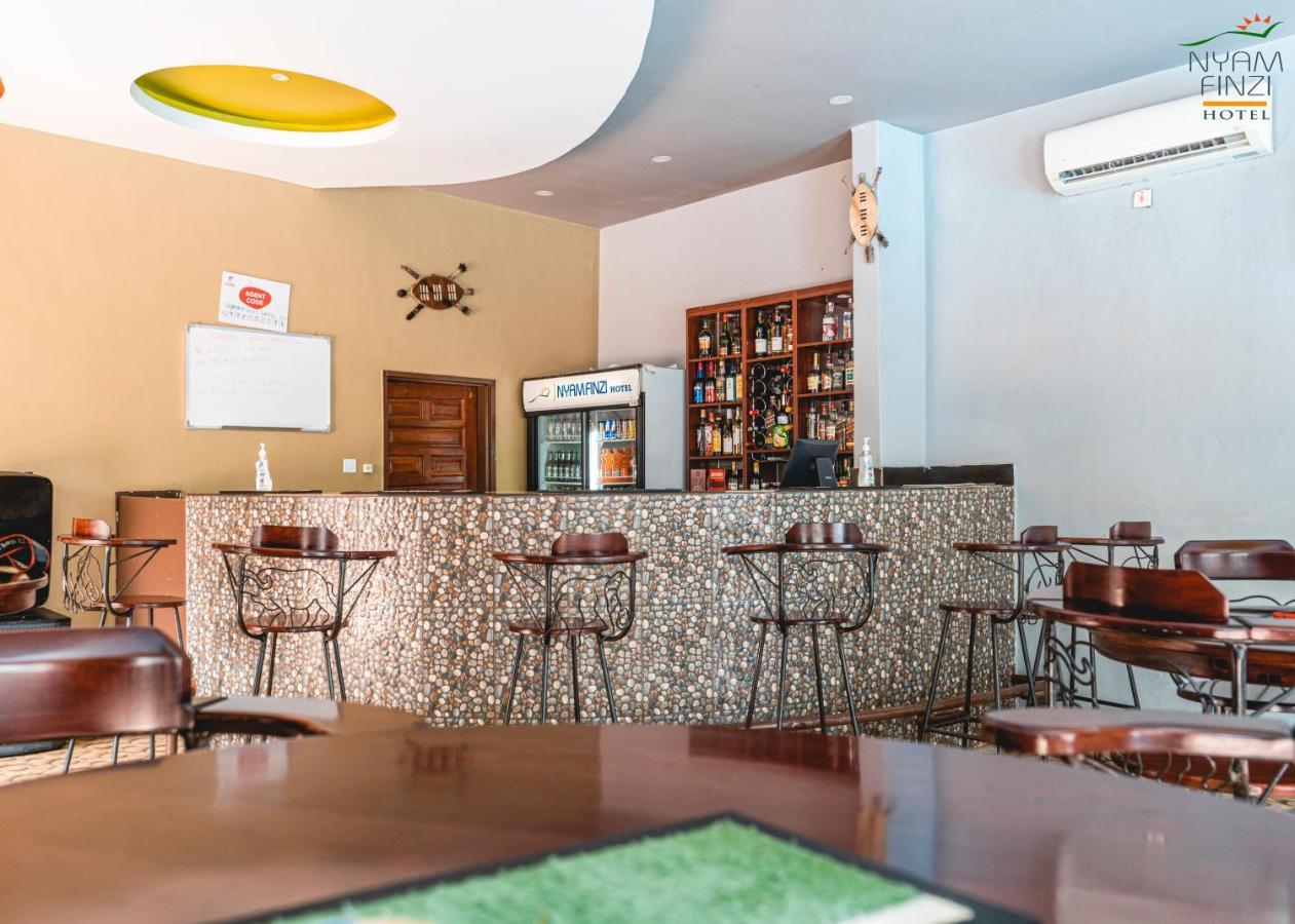 Nyamfinzi Hotel Chipata Экстерьер фото