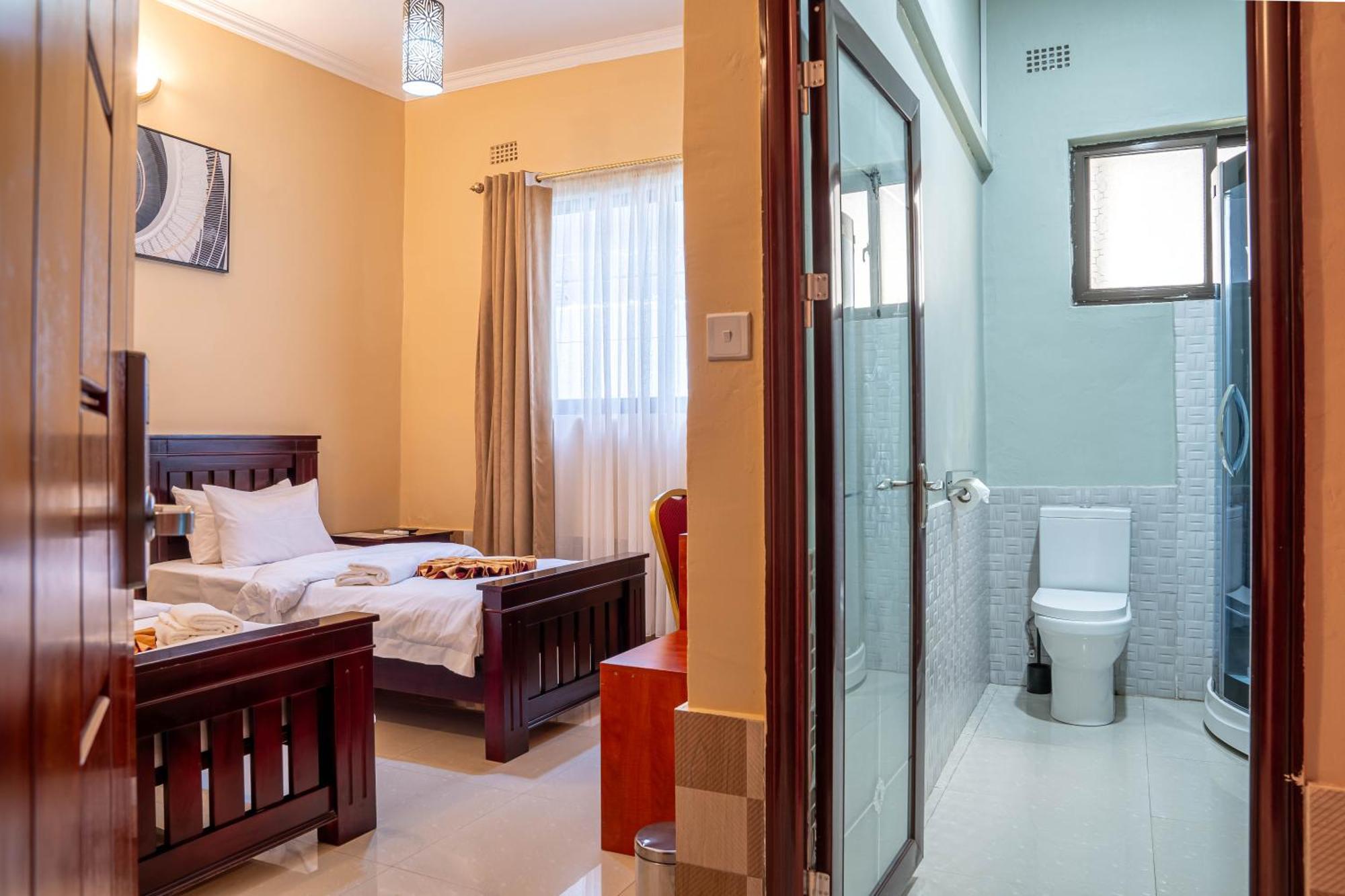 Nyamfinzi Hotel Chipata Экстерьер фото