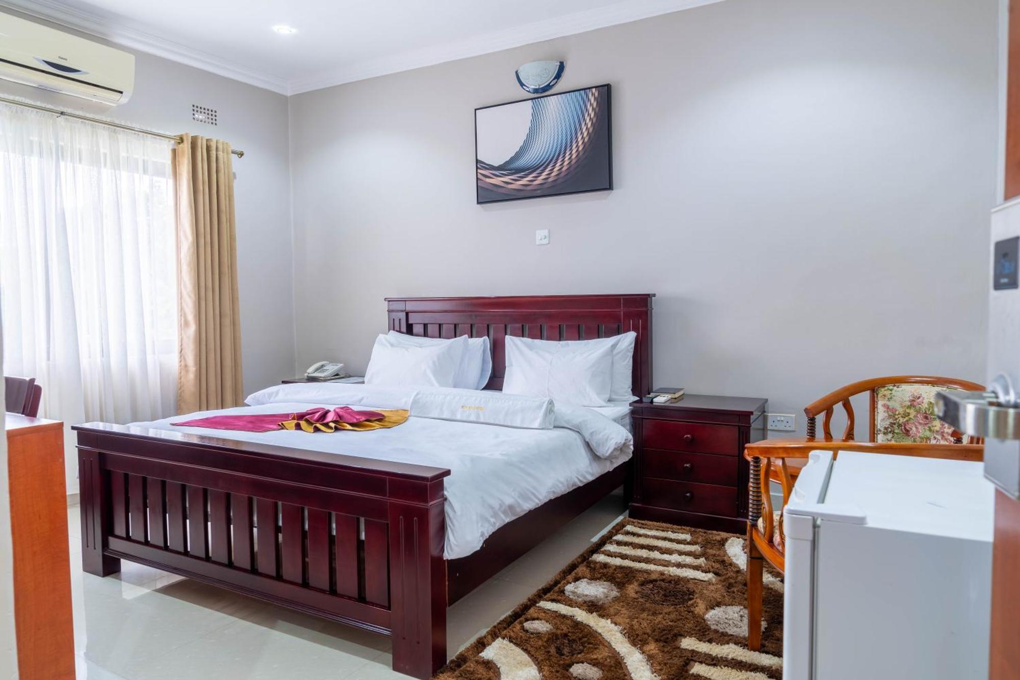 Nyamfinzi Hotel Chipata Экстерьер фото