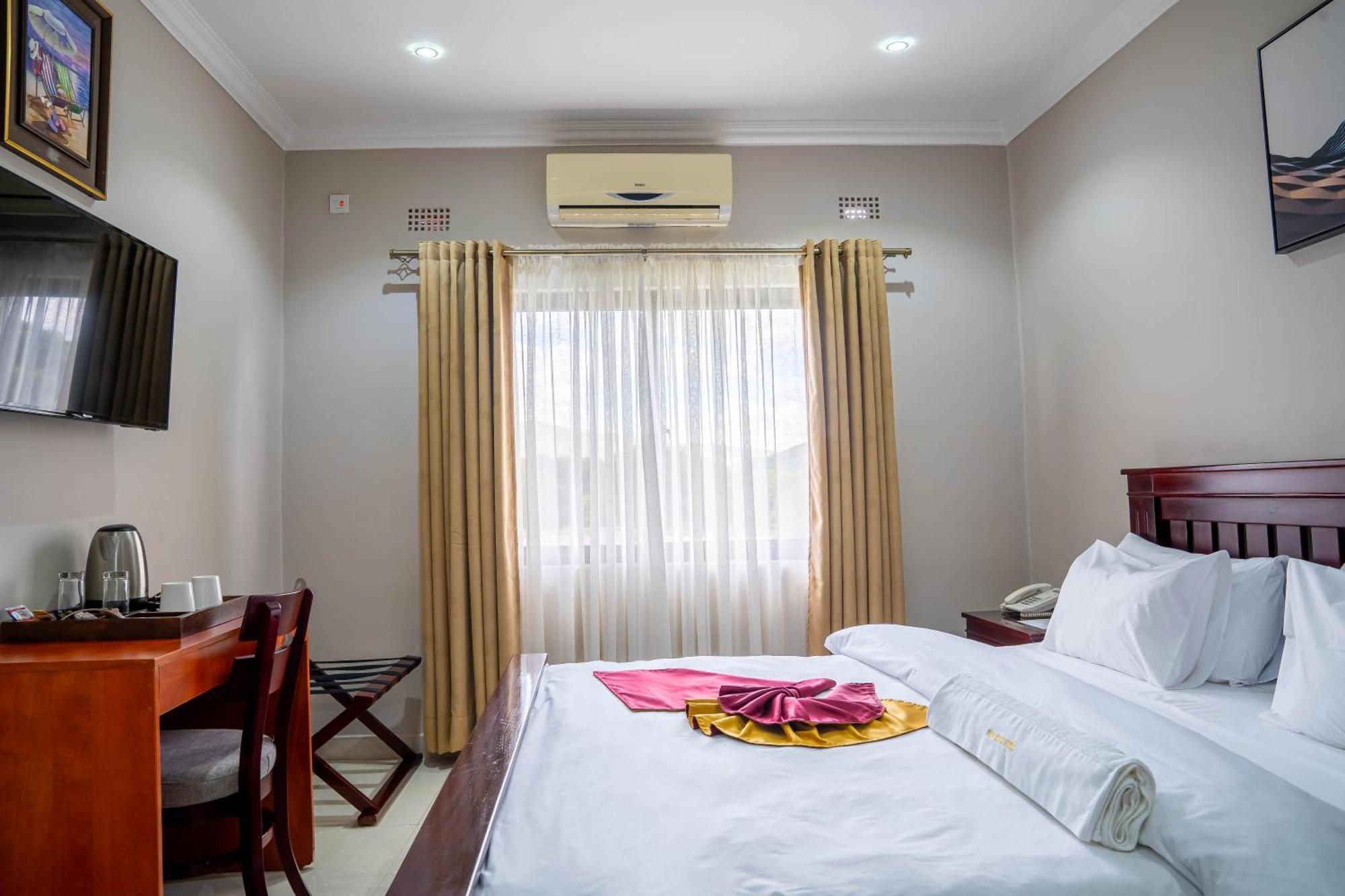 Nyamfinzi Hotel Chipata Экстерьер фото